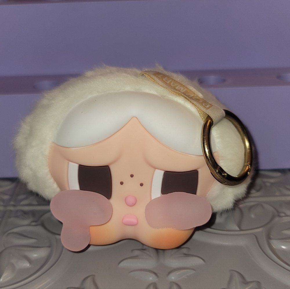 NWOT-Popmart Plush Vinyl Face Crybaby Keychain - Picture 2 of 3